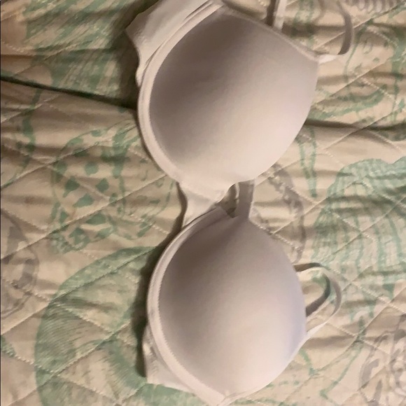 Bra - Picture 2 of 5
